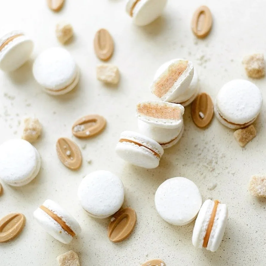 Macarons słony karmel